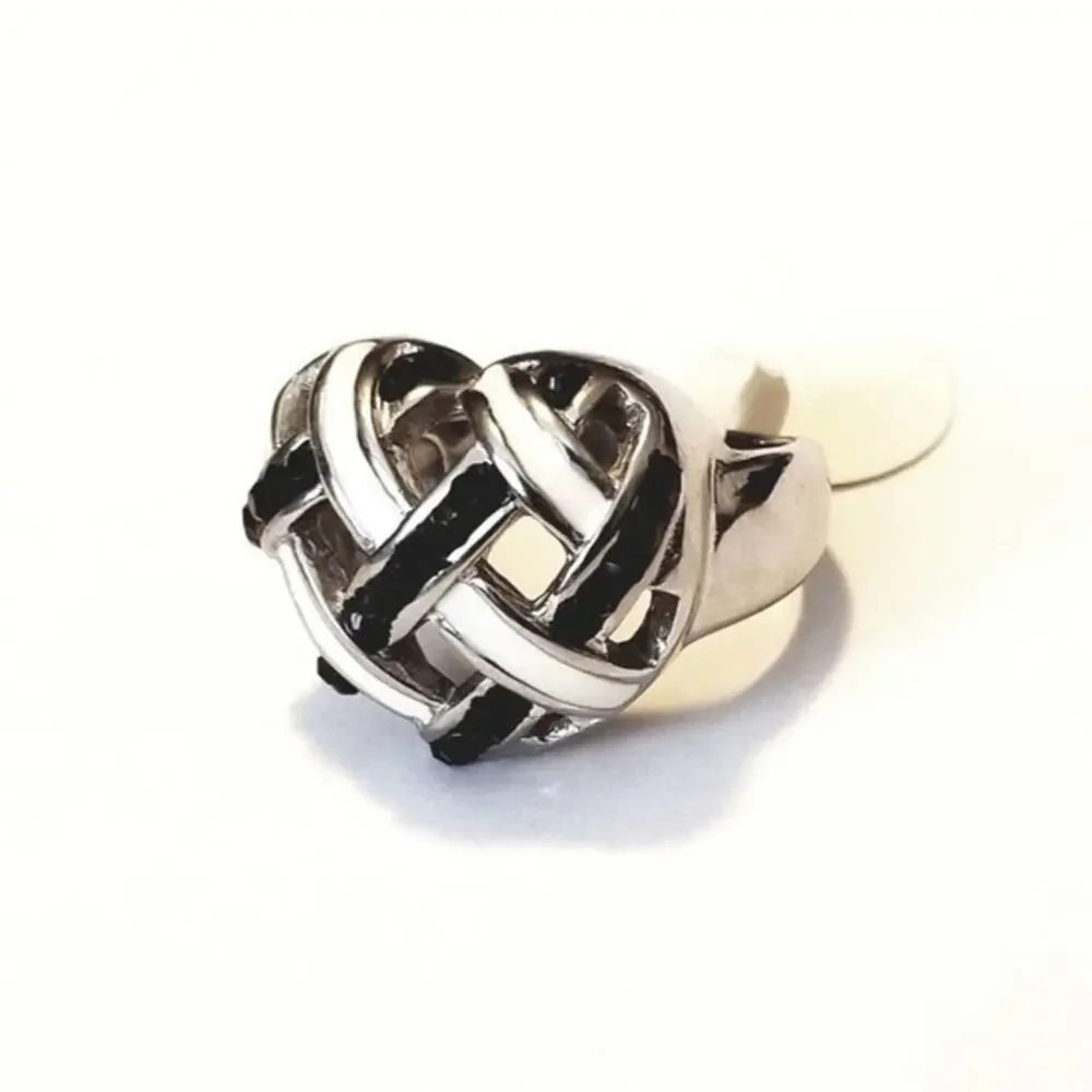 New stainless steel‎ heart ring size 8